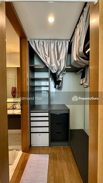 Walk in wardrobe