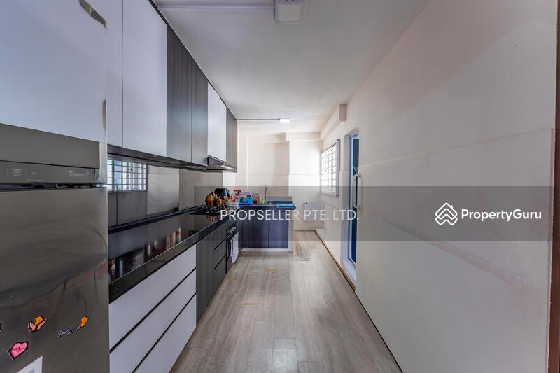 For Sale - 831 Woodlands Street 83