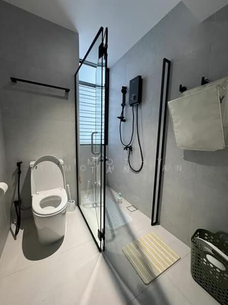 King's Mansion, 437 Tanjong Katong Road, 4 Bedrooms, 1,808 sqft, Condominium For Rent, by Timothy Tan, 60124166 - Bathroom - PropertyGuru.com.sg
