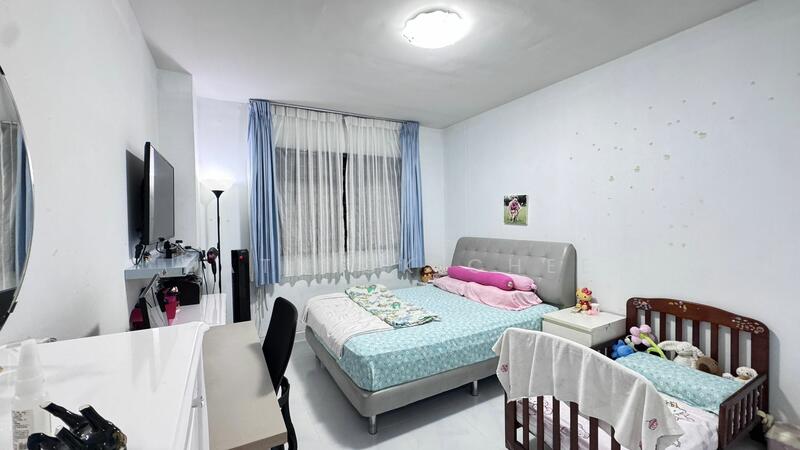 For Sale - 656B Jurong West Street 61