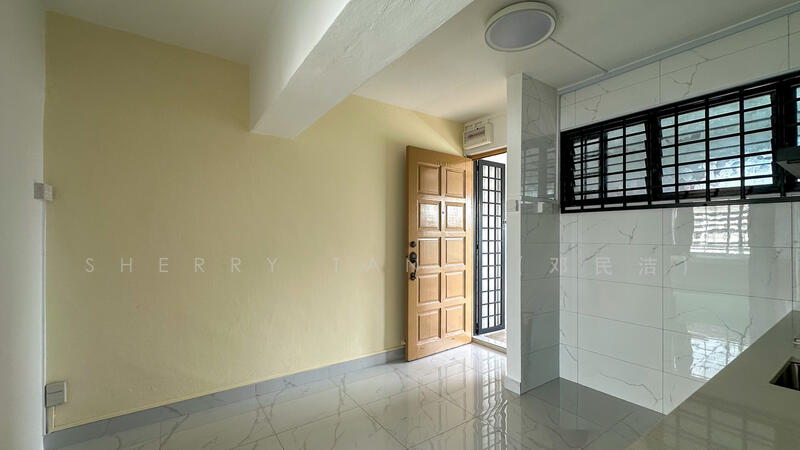 People's Park Complex, 1 Park Road, 2 Bedrooms, 409 sqft, Apartment For Rent, by Sherry Tang (邓民洁), 60124324 - Entrance - PropertyGuru.com.sg