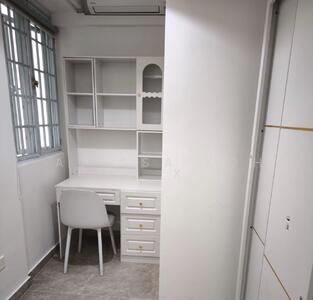 For Rent - Maysprings