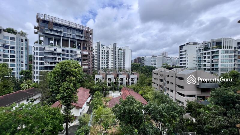 For Sale - Balmoral Crest