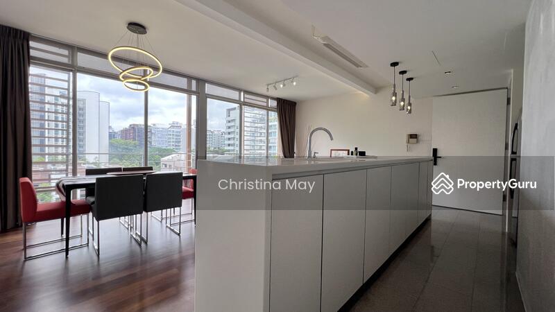 For Sale - Balmoral Crest