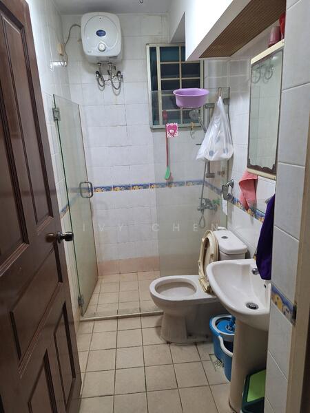 690D Woodlands Drive 75, 690D Woodlands Drive 75, Room Rental, 120 sqft, HDB Flat For Rent, by Ivy Chen, 60124682 - Bathroom - PropertyGuru.com.sg