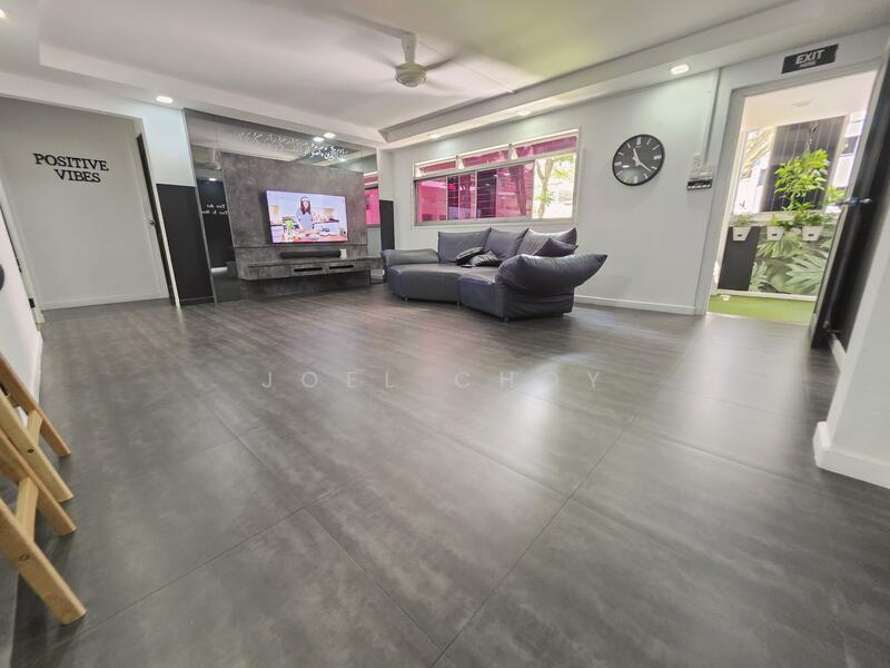 Living Room 4rm type