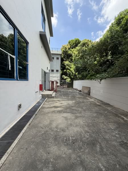 Jalan Kilang Barat, Jalan Kilang Barat, 5,500 sqft, Light Industrial (B1) For Rent, by Christopher Yap, 60124909 - Exterior - CommercialGuru.com.sg