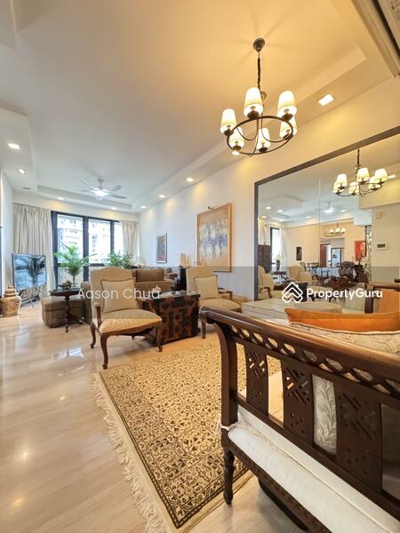 Spacious Living & Dining