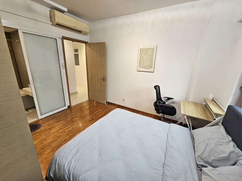 The Estiva, 313 Pasir Panjang Road, Room Rental, 120 sqft, Apartment For Rent, by Kelvin Ho, 60125354 - Master Room $2580 - PropertyGuru.com.sg