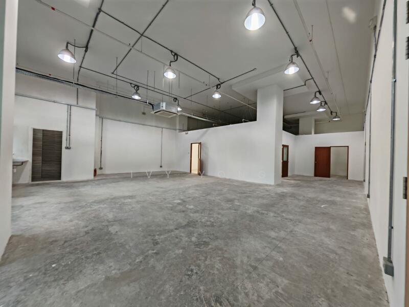 Interlocal Centre, 100G Pasir Panjang Road, Buona Vista / West Coast / Clementi New Town, 2,248 sqft, Light Industrial (B1) For Rent, by Ivy Yong, 60125592 - Others - CommercialGuru.com.sg