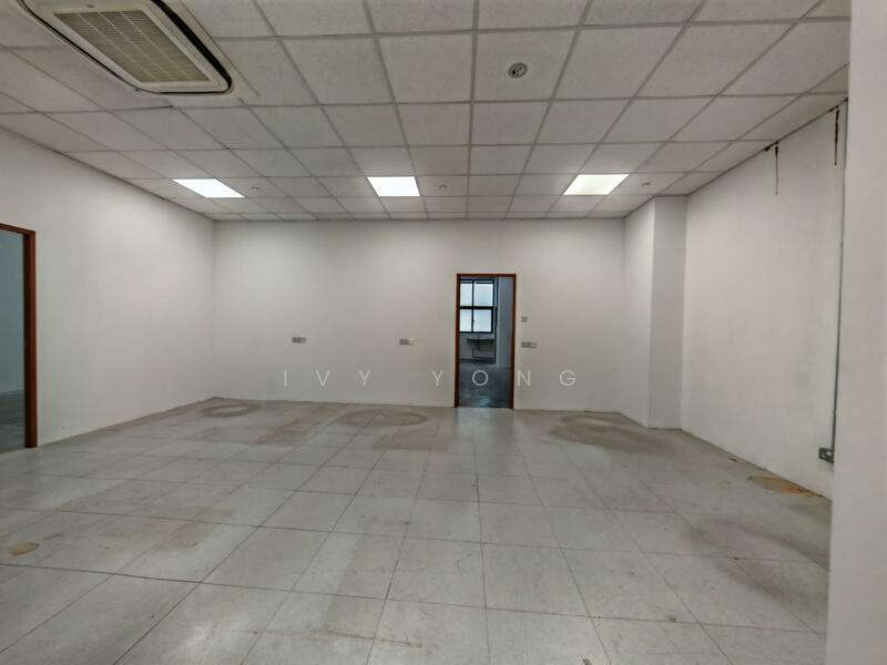 Interlocal Centre, 100G Pasir Panjang Road, Buona Vista / West Coast / Clementi New Town, 2,248 sqft, Light Industrial (B1) For Rent, by Ivy Yong, 60125592 - Others - CommercialGuru.com.sg