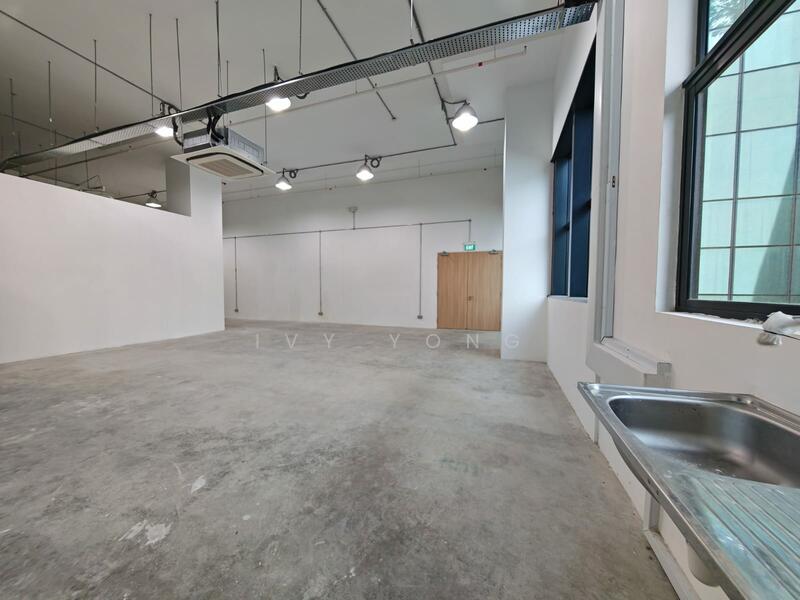 Interlocal Centre, 100G Pasir Panjang Road, Buona Vista / West Coast / Clementi New Town, 2,248 sqft, Light Industrial (B1) For Rent, by Ivy Yong, 60125592 - Others - CommercialGuru.com.sg