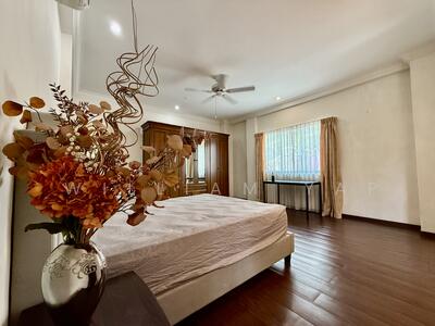 For Rent - Woo Mon Chew Road