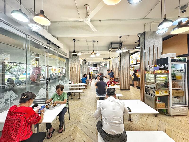Ubi Eating House @ Blk 325 Ubi Ave 1, , 100 sqft, Food & Beverage For Rent, by Bee 林美玲, 60125745 - Lunch crowd on a weekday - CommercialGuru.com.sg