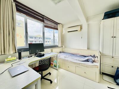 For Sale - 82 Commonwealth Close