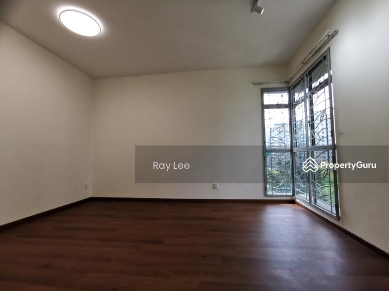 Super Spacious Master Bedroom