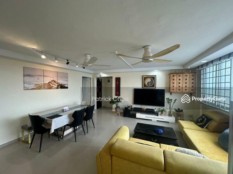 For Sale - 240 Serangoon Avenue 2