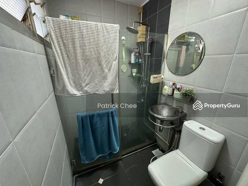 For Sale - 240 Serangoon Avenue 2