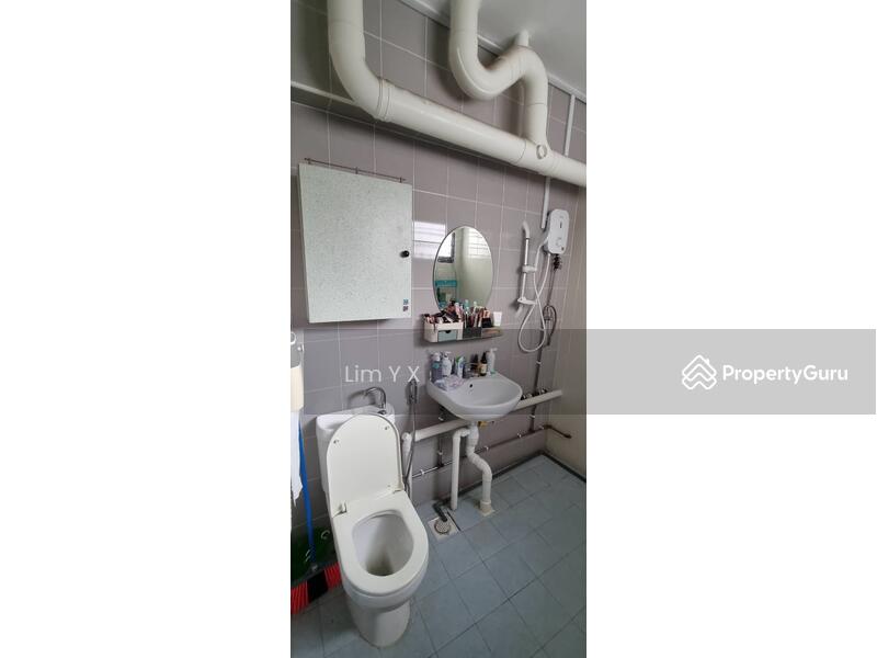 For Rent - 241 Hougang Street 22