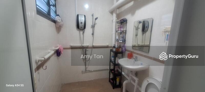 For Sale - 176 Bukit Batok West Avenue 8