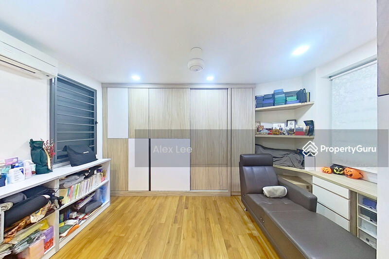 Walk In Wardrobe