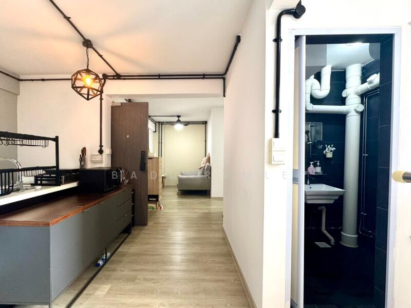 For Sale - 269B Queen Street