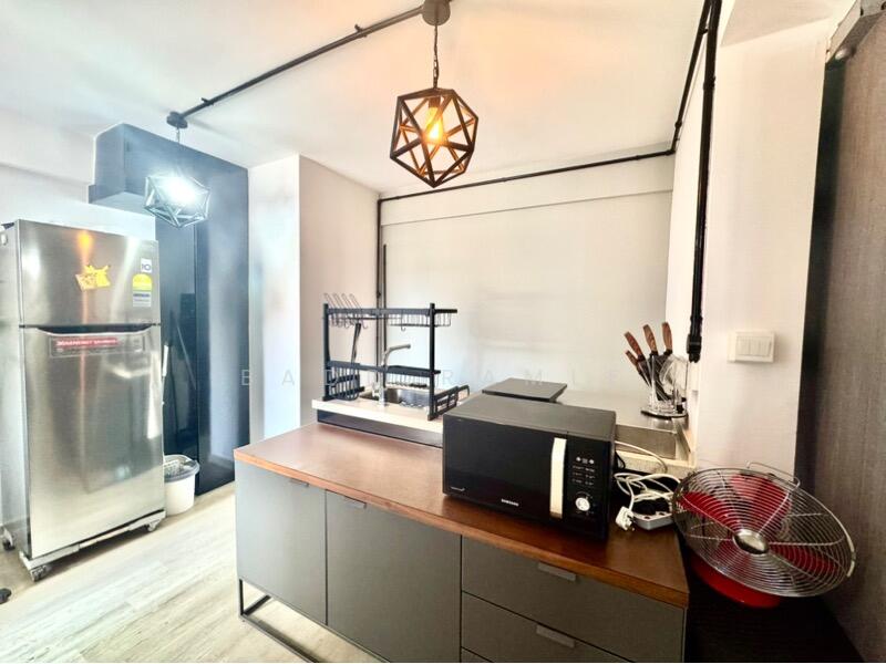 For Sale - 269B Queen Street