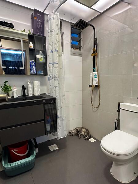 472A Yishun Street 42, 472A Yishun Street 42, Room Rental, 10 sqft, HDB Flat For Rent, by Hazira Az, 60126481 - Bathroom - PropertyGuru.com.sg