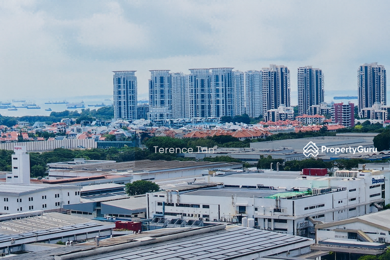 Living and Common Rooms unblock seaview