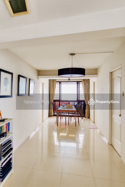 Dining area with unblock view