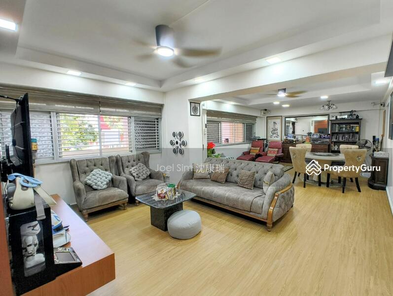 Living Room (View 1)