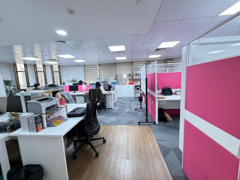 Peninsula Plaza, 111 North Bridge Road, 3,550 sqft, Office For Rent, by Jeremy Lim, 60126813 - CommercialGuru.com.sg