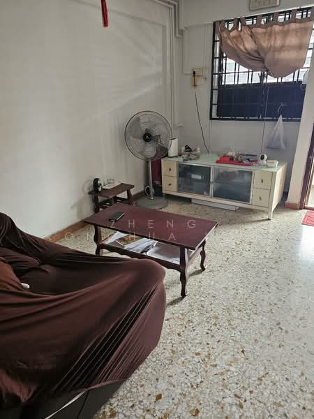 345 Clementi Avenue 5, 345 Clementi Avenue 5, Room Rental, 150 sqft, HDB Flat For Rent, by Zheng Ronghua 郑荣华, 60126825 - Living Room - PropertyGuru.com.sg