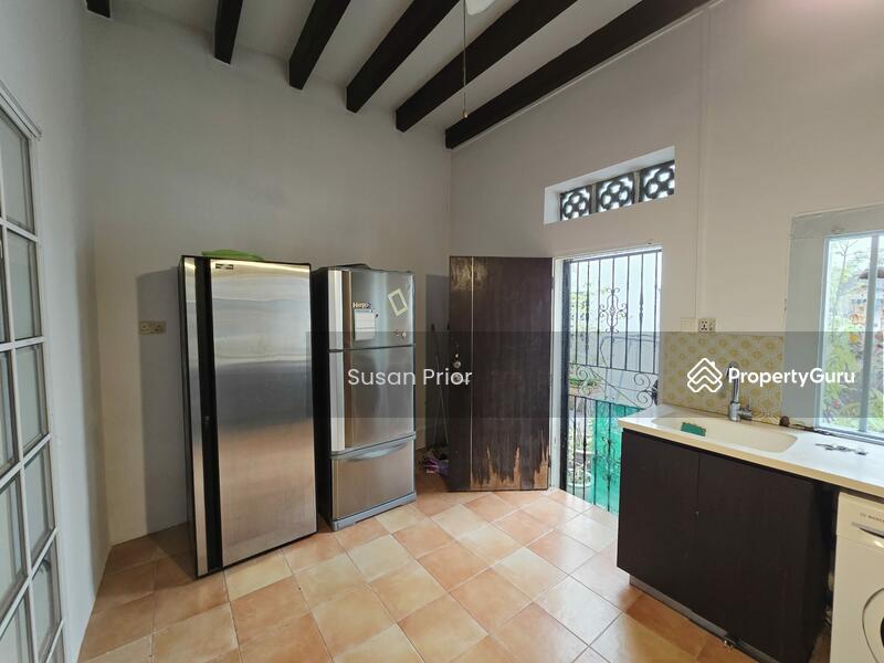 For Rent - Blair/ Spottiswoode 3 Bed
