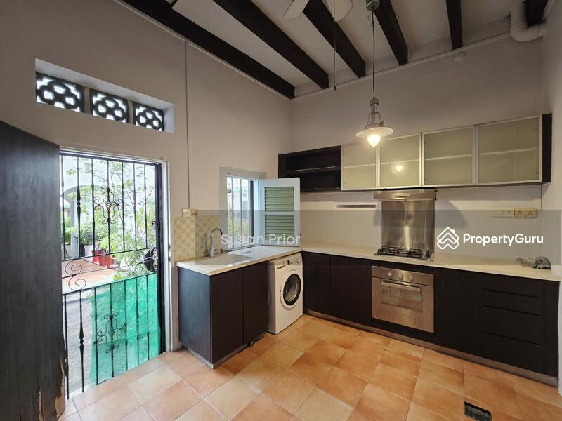 For Rent - Blair/ Spottiswoode 3 Bed