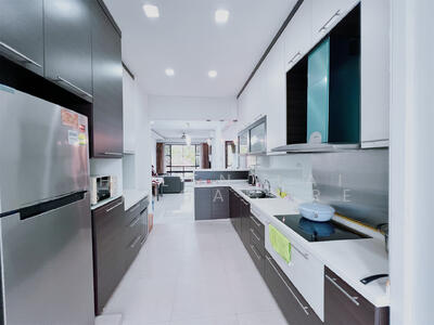 For Sale - Warner Court
