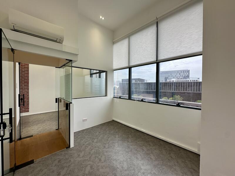 CT Hub 2, 114 Lavender Street, 120 sqft, Light Industrial (B1) For Rent, by Jason Rei, 60127013 - Living Room - CommercialGuru.com.sg