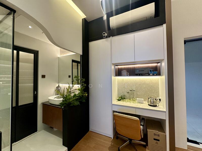 CT Hub 2, 114 Lavender Street, 120 sqft, Light Industrial (B1) For Rent, by Jason Rei, 60127013 - CommercialGuru.com.sg