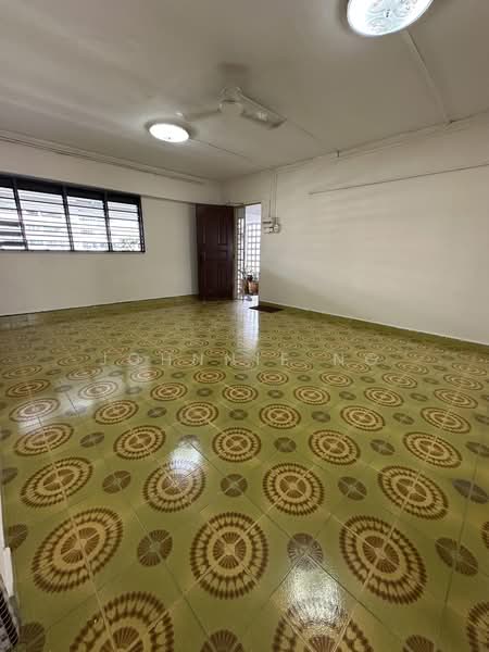 68 Telok Blangah Heights, 68 Telok Blangah Heights, 3 Bedrooms, 980 sqft, HDB Flat For Sale, by Johnnie Ng, 60127025 - Disclaimer: Original Condition Living Room - PropertyGuru.com.sg