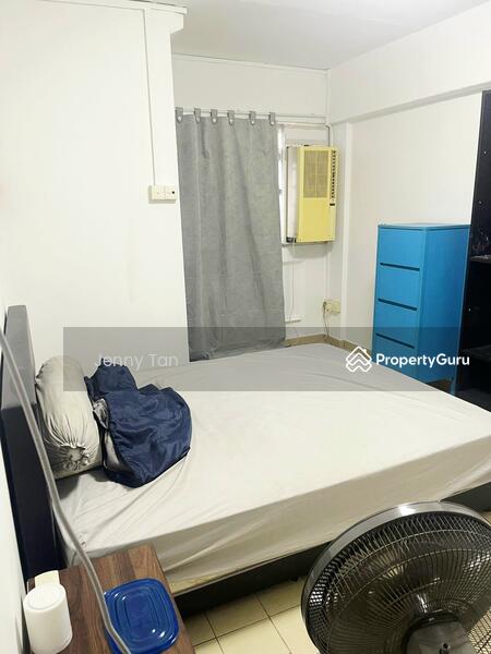 For Rent - 852 Tampines Street 82