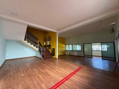 For Rent - Limau Garden, East Side