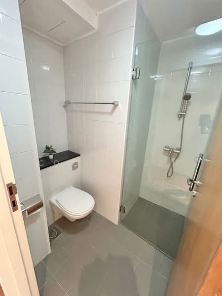 The Paterson Edge, 26 Paterson Road, Room Rental, 200 sqft, Apartment For Rent, by Connie Seah, 60127123 - PropertyGuru.com.sg