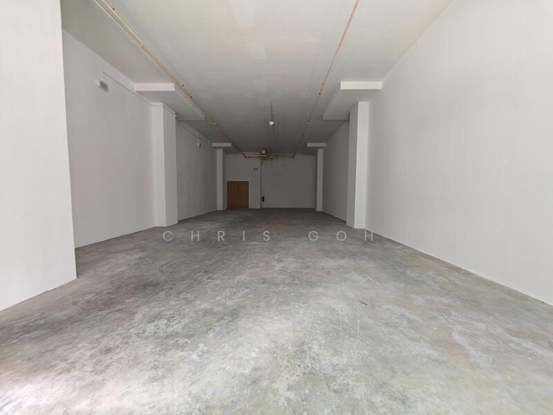 Ramp up industrial unit in Pasir Panjang Alexandra, Alexandra / Commonwealth, 5,166 sqft, Light Industrial (B1) For Rent, by Chris Goh, 60127190 - CommercialGuru.com.sg