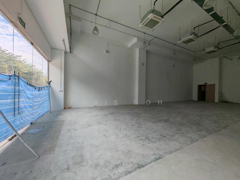 Ramp up industrial unit in Pasir Panjang Alexandra, Alexandra / Commonwealth, 5,166 sqft, Light Industrial (B1) For Rent, by Chris Goh, 60127190 - CommercialGuru.com.sg