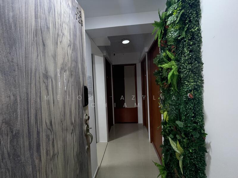 848 Sims Avenue, Sims Avenue, 1,862 sqft, Shop / Shophouse For Sale, by Melody Azyliae Chiam, 60127224 - Entrance - CommercialGuru.com.sg