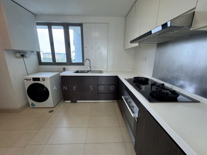 Waterfront Waves, 766 Bedok Reservoir Road, 4 Bedrooms, 1,518 sqft, Condominium For Rent, by Zane Soo 苏昱能, 60127307 - Kitchen - PropertyGuru.com.sg