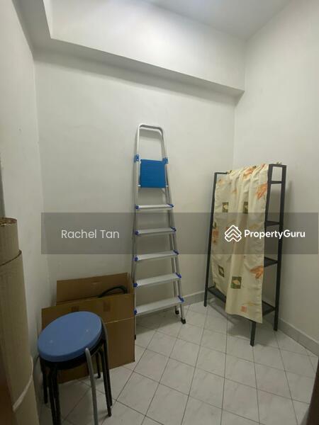Helper's room or store room