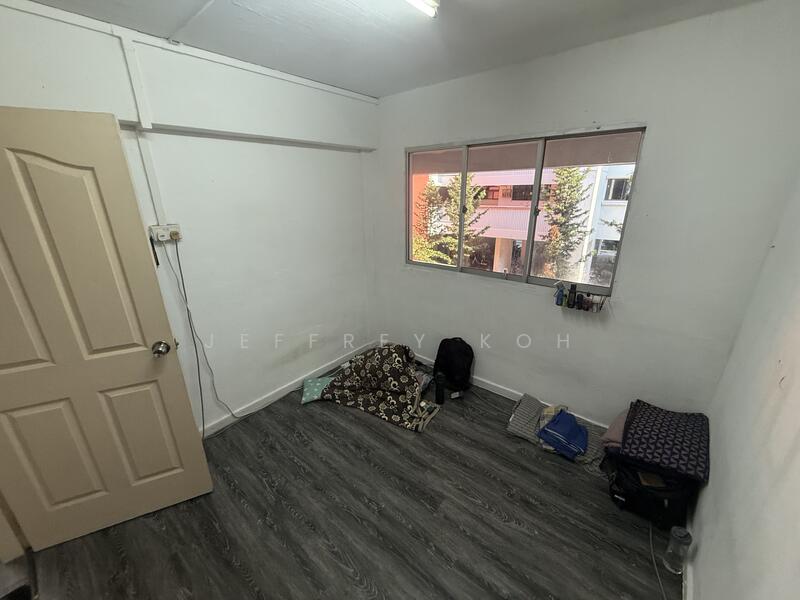498 Jurong West Street 41, Jurong West Street 41, 1,302 sqft, Shop / Shophouse For Sale, by Jeffrey Koh, 60127513 - CommercialGuru.com.sg