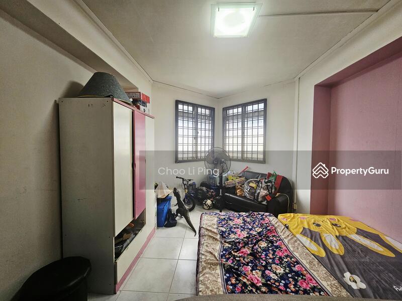 For Sale - 732 Jurong West Street 73