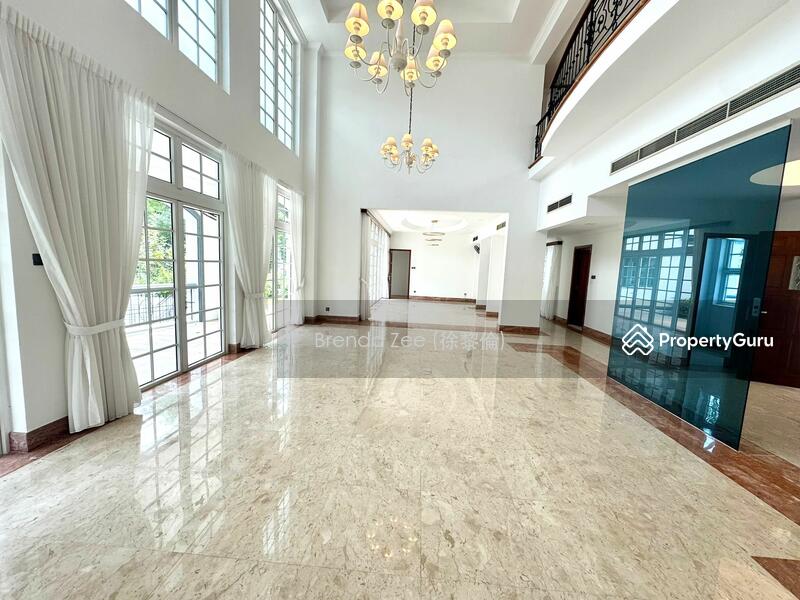 Good Class Bungalow for Rent in the Holland/Belmont vicinity